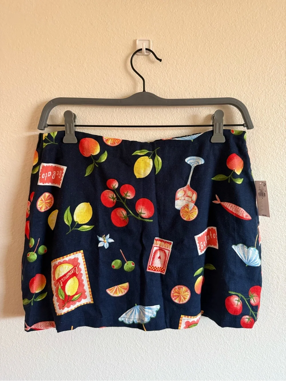 Old Navy Navy Mini Skirt with Bright Fruit & Floral Motif